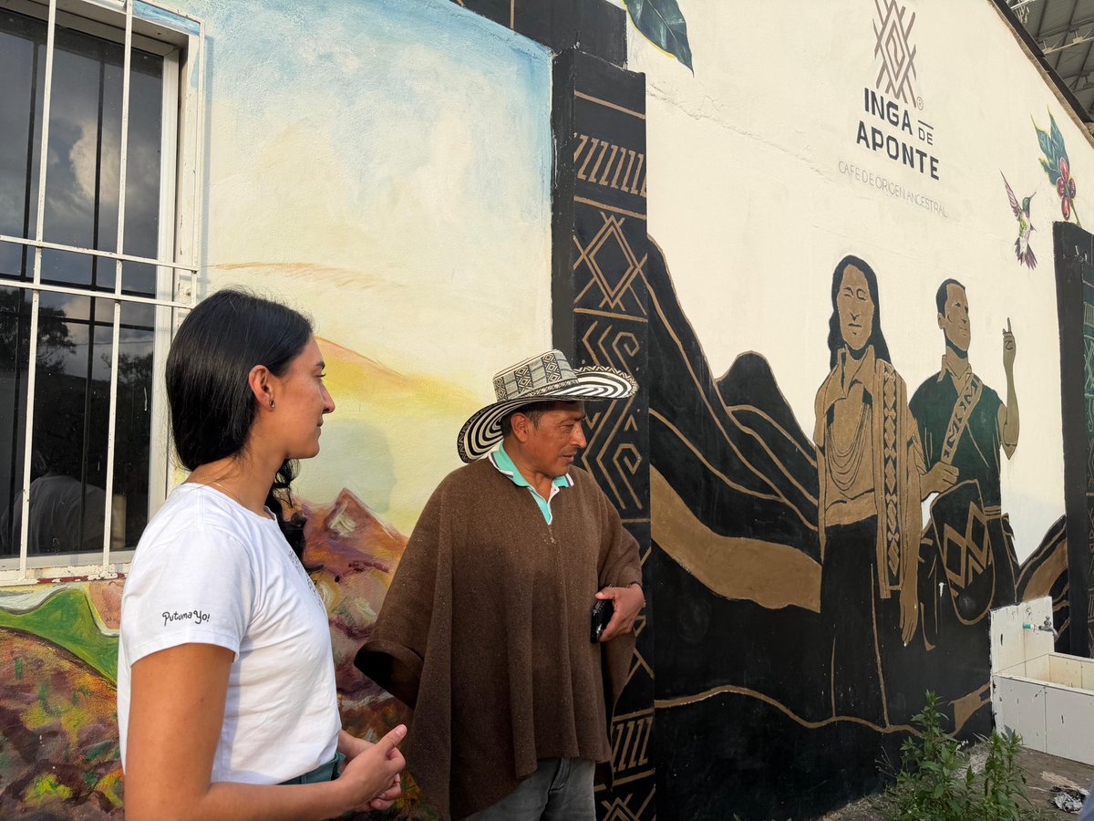 URestitucion's tweet photo. #AEstaHora en el departamento de #Nariño, municipio 📍El Tablón de Gómez, la directora territorial de la #URT, @EstefanyChecaN, llega al 🛖Resguardo Indígena Inga de Aponte, para un diálogo previo con las autoridades ancestrales, en torno a lo que será la entrega simbólica del territorio, gracias a una sentencia de #RestitucionDeTierras.