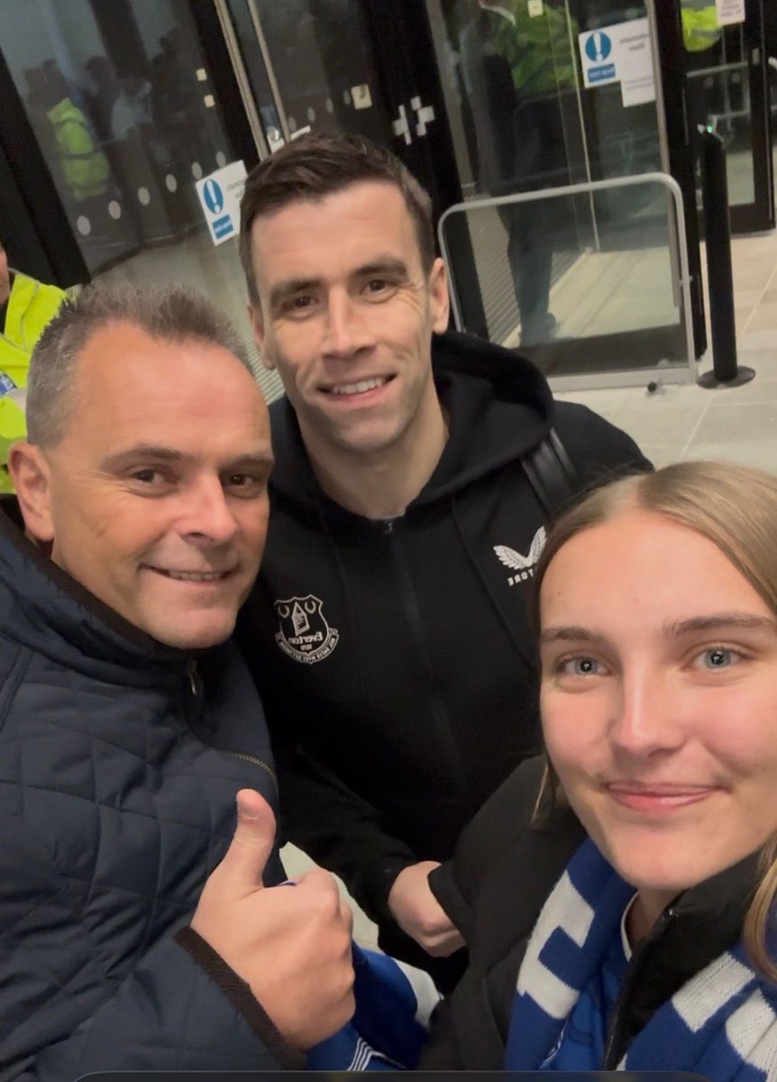 J Hostettler-Davies tweet media