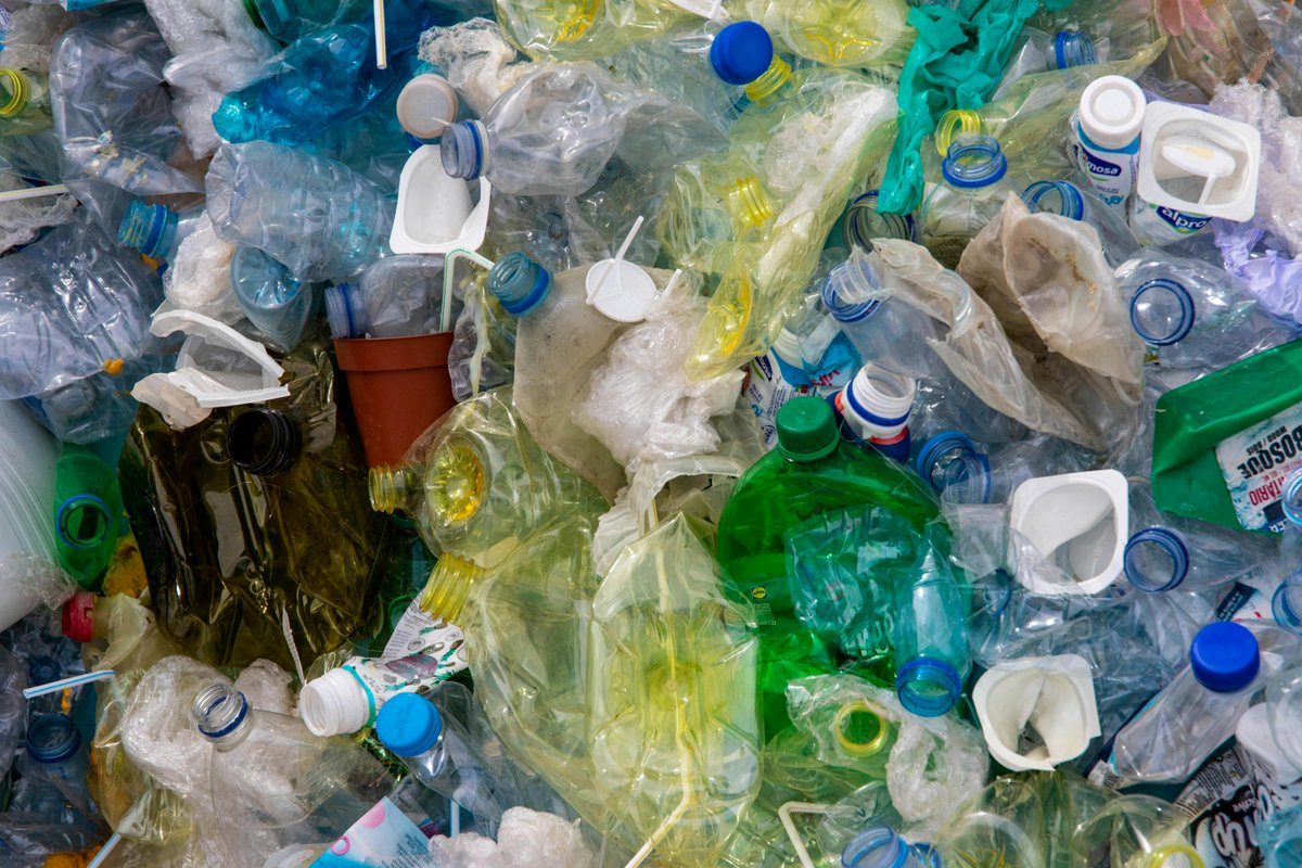 SSRN's tweet image. This article highlights the pervasive presence of #plastics in the #environment &amp;amp; the human body, raising significant #publichealth concerns with estimated healthcare costs up to $250 billion. 

Read: spkl.io/6014AsiV8
Subscribe: spkl.io/6019AsiVH

#LawTwitter