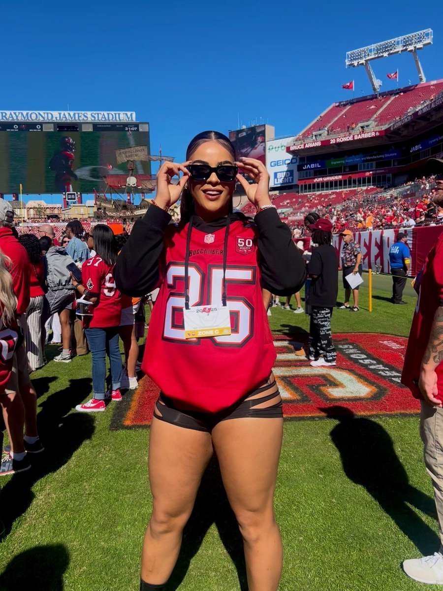 WWP245's tweet photo. Jaida Parker https://t.co/BgMrbvB4QT