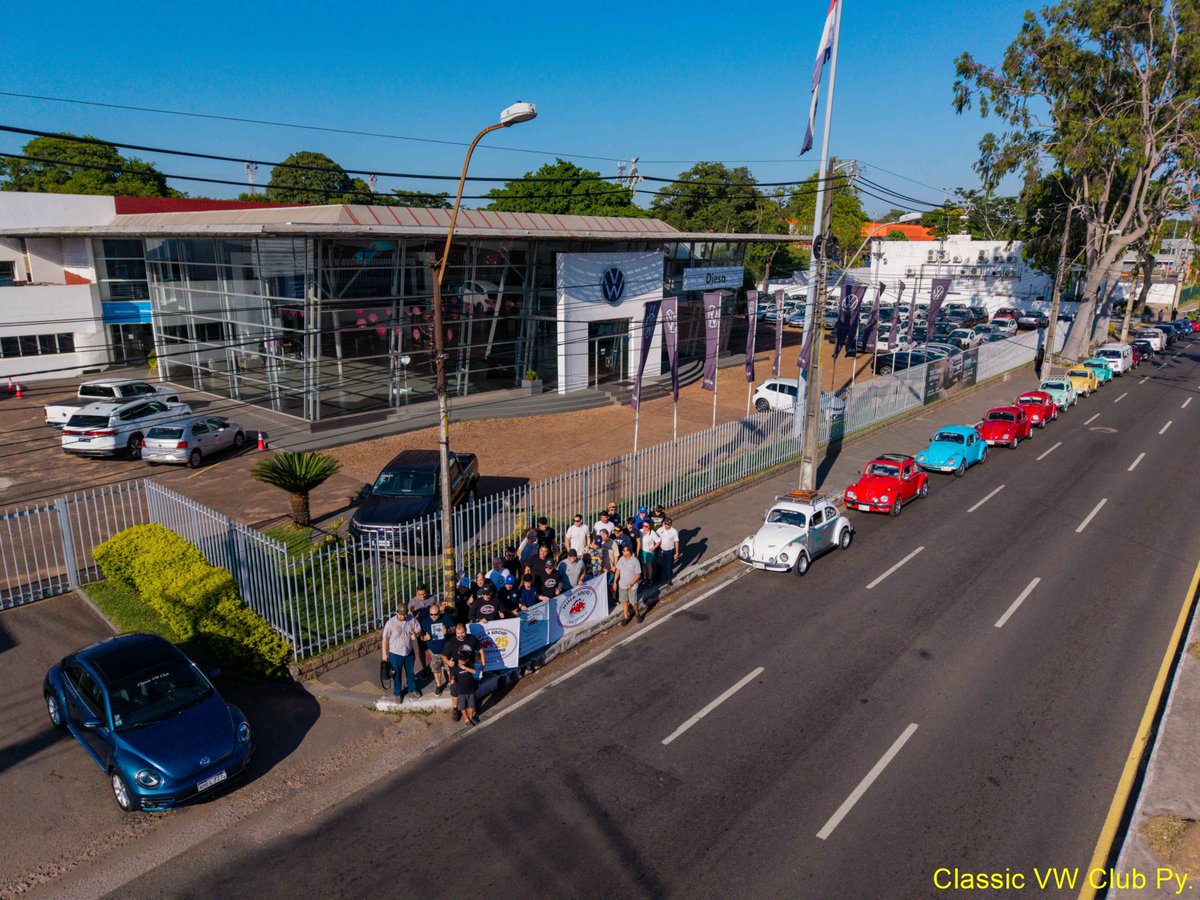 CVWC_PY's tweet photo. El 08/02 realizamos nuestra tradicional Caravana a Sanber, con la participación de 30 vehiculos en total. Contamos con el impecable apoyo de la Patrulla Caminera, de Senatur y de DIESA. 
@Senatur_Py #volkswagenparaguay
Todas las fotos en: https://t.co/HLLfs8N6dn https://t.co/cyBJfOad7K