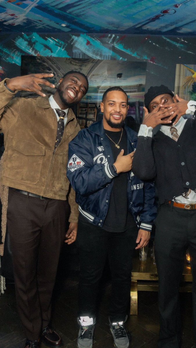 Sinatra. tweet media