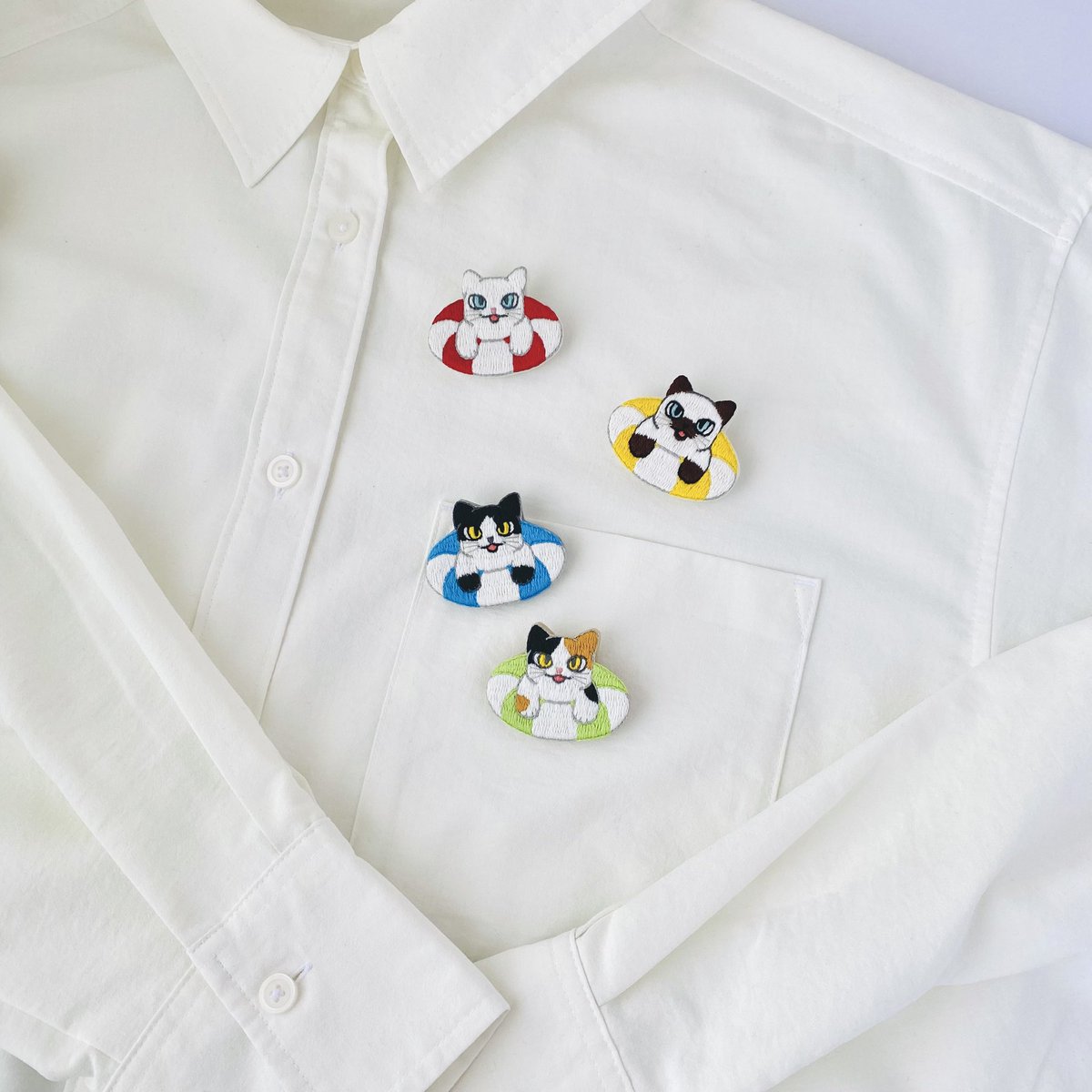 水に関係あるやつ #365DIYtheme 🛟うきわねこ刺繍ブローチ ↓minne販売