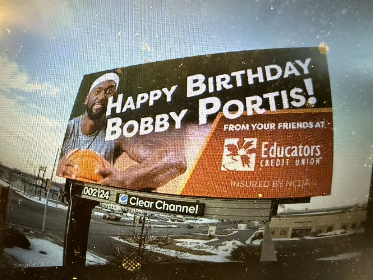 Kris Kov tweet media