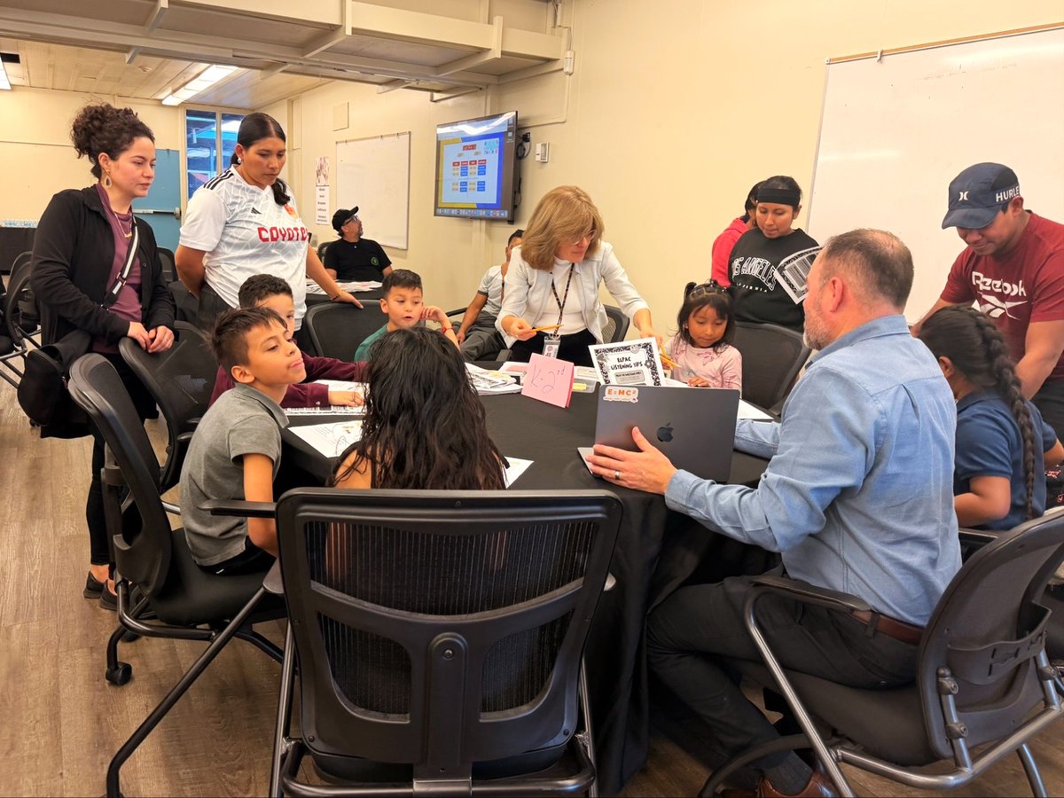 ComptonUnified's tweet image. 🌟 CUSD hosted its first districtwide ELPAC Parent Night, bringing families together 👨🏽‍👩🏾 to learn about the assessment and practice skills across Listening, Speaking, Reading &amp;amp; Writing. Parent engagement helps scholars thrive! 💙

#ComptonUnified #ELPAC #FamilyEngagement