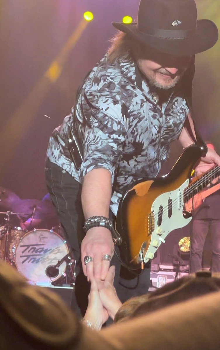 Debbie Sutphin tweet media