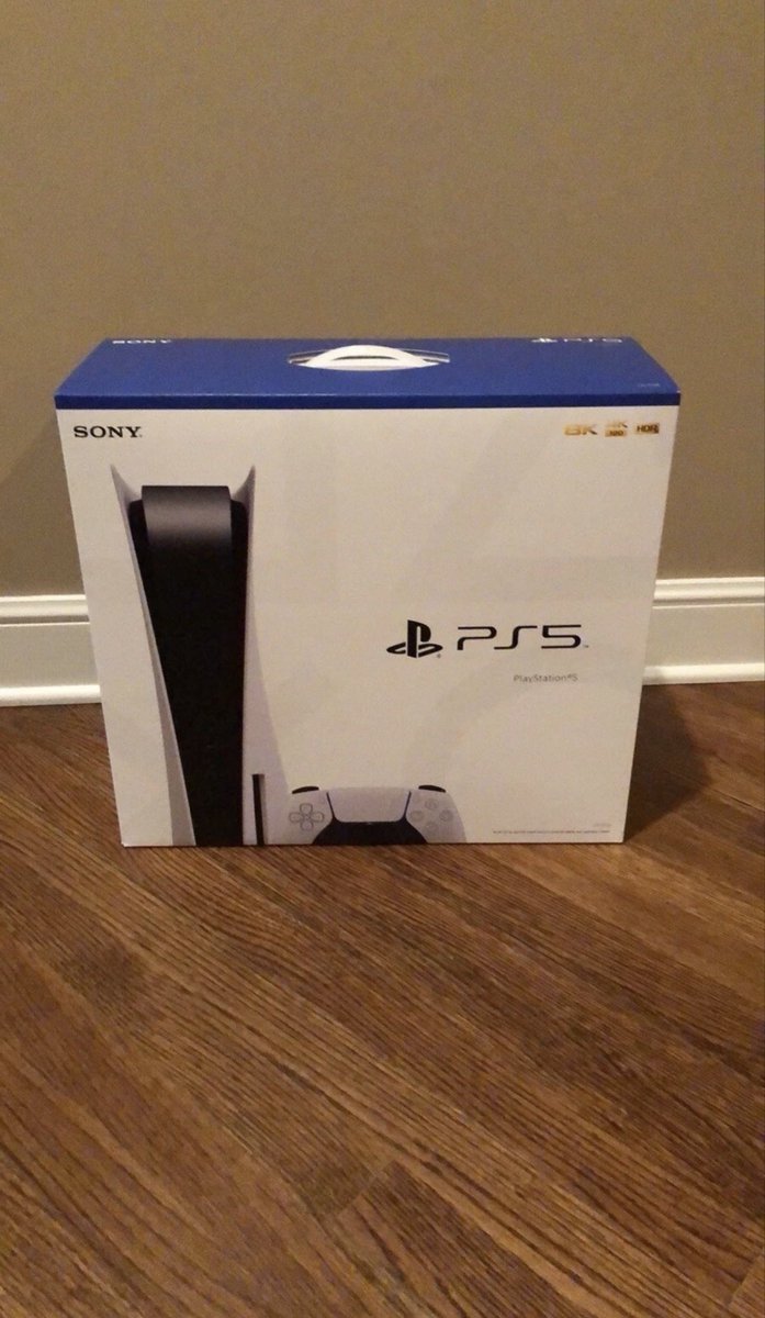 ddielman6's tweet photo. 🚨Huge Announcement🚨 Hello 
twitter family i have 3 #PS5 For sale for you guys! DM me to purchase! All proceeds will go directly towards charity and everyone that purchases one will have the chance to attend a lakers game. https://t.co/I1oSBzsS7w