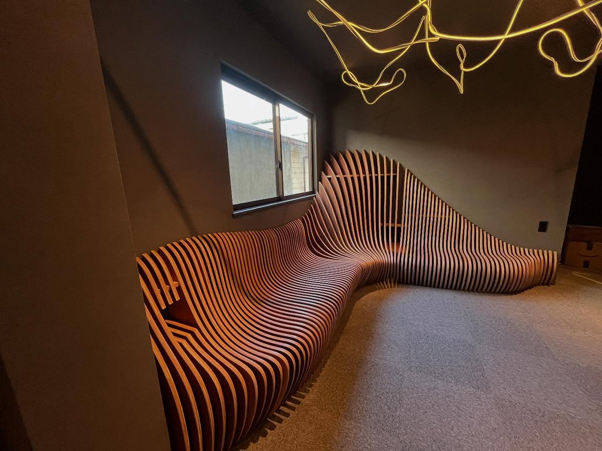 Monkeesblood's tweet photo. So many uses for #CNCmachining. - Lovin' what these guys > Puramo3x6 on IG < are using them for… some impressive installations and fixtures. #CNCmilling #InteriorDesign #FurnitureDesign https://t.co/RmtDDu7Sci