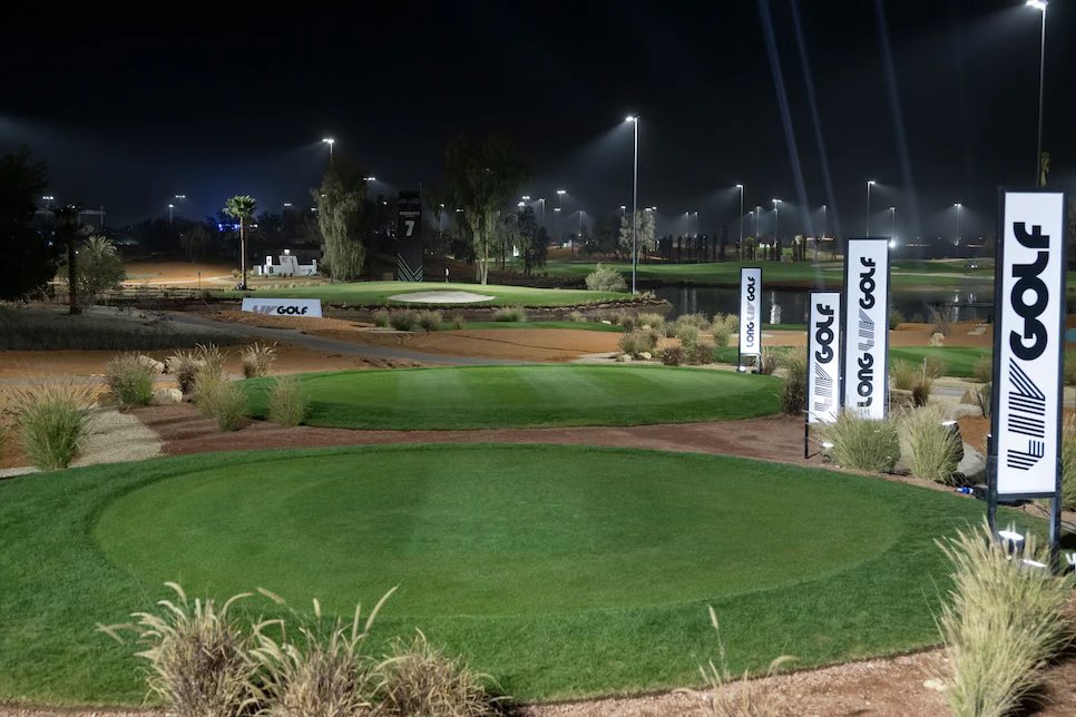 NUCLRGOLF's tweet image. 🚨📺👀  JUST IN — LIV Golf’s season opener in Riyadh, Saudi Arabia averaged 23,000 viewers over the four days of its first 72-hole tournament on FS1, FS2 and Fox Business, per @JoshACarpenter. The ratings come in slightly above last year’s 3-day avg of 19,000.

Did you tune in?