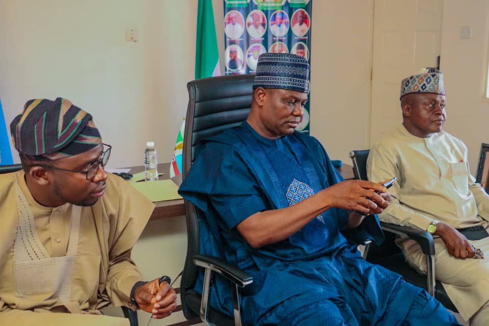 Rt. Hon Muhammad Oyanki. tweet media