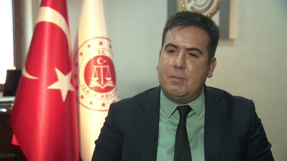 🔴#SONDAKİKA | İstanbul Cumhuriyet Başsavcılığı görevine geçici olarak Başsavcı Vekili Can Tuncay getirildi.