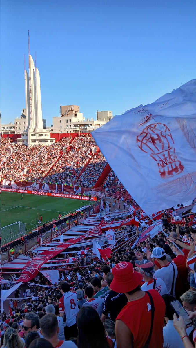 HURACÁN! 🎈🇦🇷 tweet media