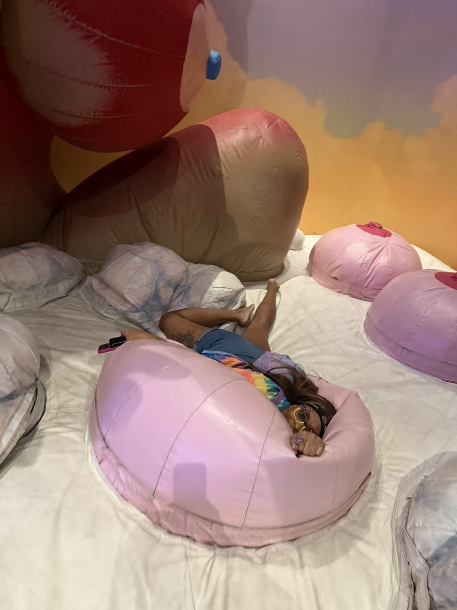 Saturn Babe 🍄🌻 tweet media