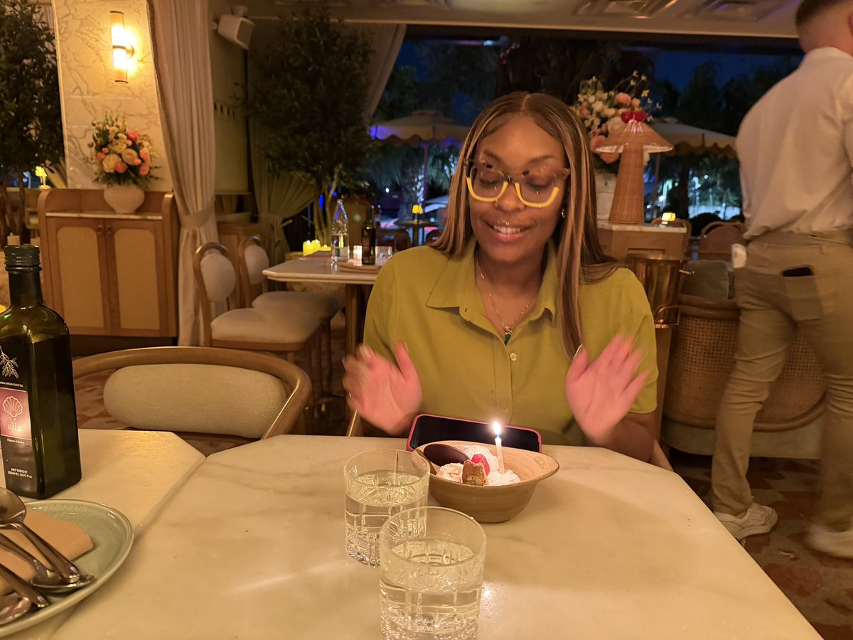 Saturn Babe 🍄🌻 tweet media