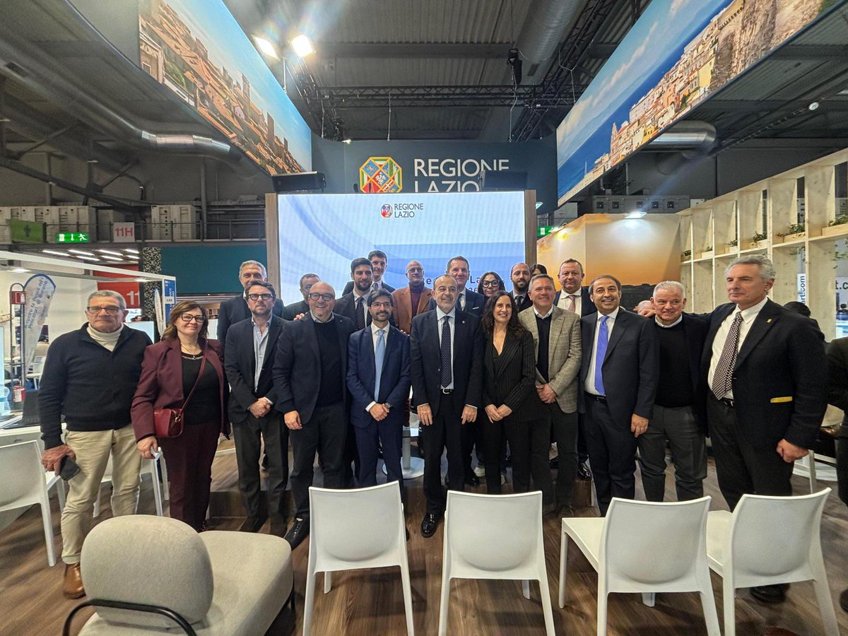 maurorotelli's tweet photo. Alla BIT - BORSA INTERNAZIONALE DEL TURISMO di Milano, per raccontare al meglio la nostra splendida Tuscia #bit25 https://t.co/AhXhMPLzOe