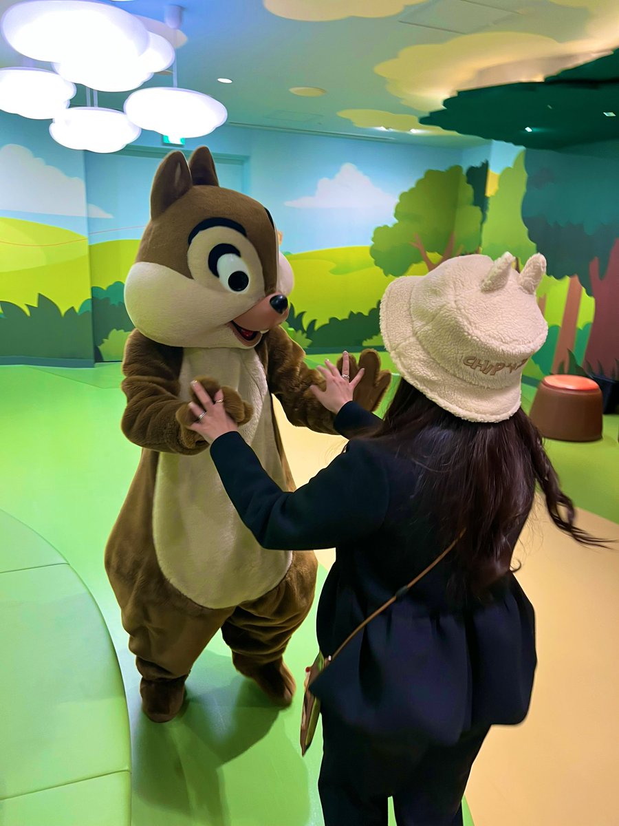 yupp1118's tweet photo. birthday disney💕 https://t.co/Y0ehsJLPLC
