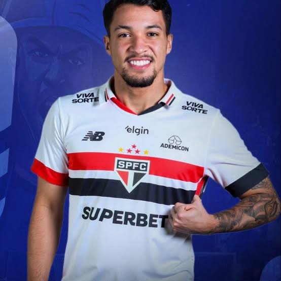 loreba_'s tweet image. existe o amor da sua vida e o amor pra sua vida…