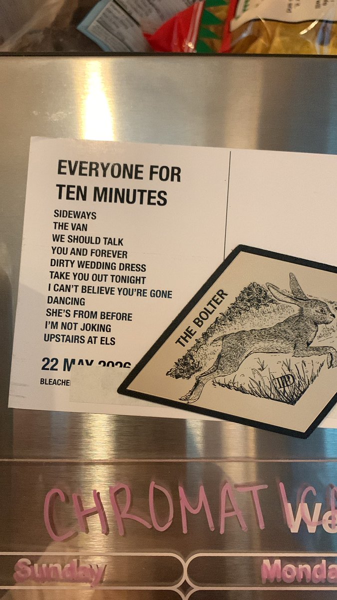 Isabel loves Tay tweet media