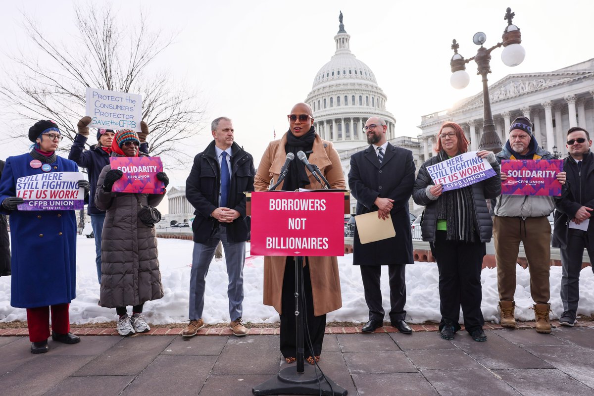 BorrowerJustice's tweet image. Yesterday, dozens gathered in front of the Capitol to say #DefendCFPB and #BorrowersNotBillionaires -- a recap: 🧵