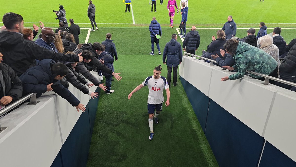 Chris Cowlin tweet media