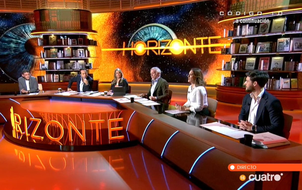 Iker Jiménez y Carmen Porter con Eduardo Inda (director OkDiario), María Jamardo (ex OkDiario), Entrambasaguas (ex OkDiario) y a continuación Codigo 10 con Macho Abad.
Cuatro era la cadena de izquierda de mediaset, no?