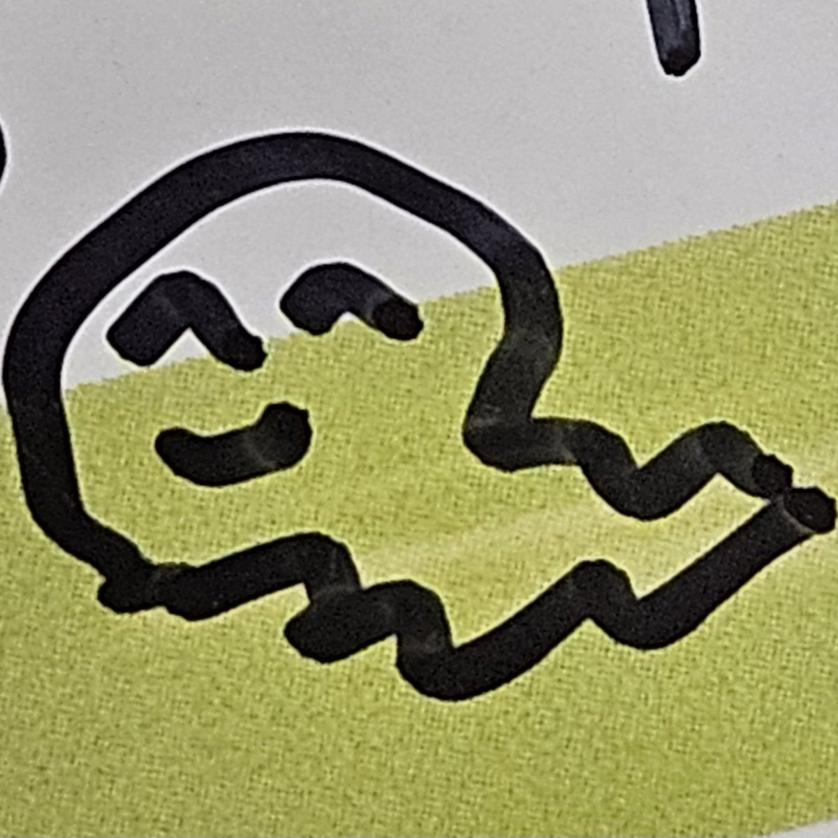 영통 PS에서 발견한 로다가 그린 정체를 알 수 없는 꼬물이,, 귀엽당