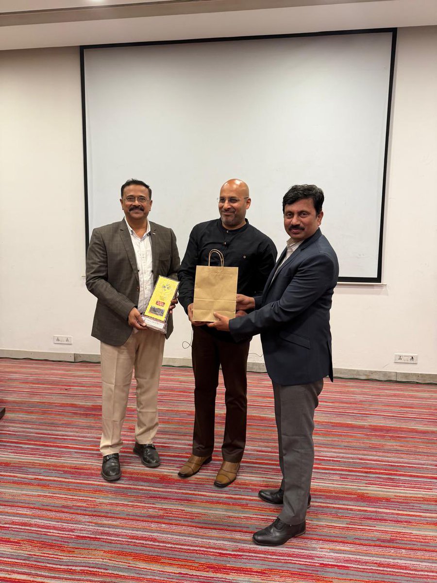 adarshkumarvet's tweet photo. Conducted #CE on thoracic and abdominal #imaging in #pune organised by #pet #doctors association of pune #pdap west zone https://t.co/iePNNmMdTn