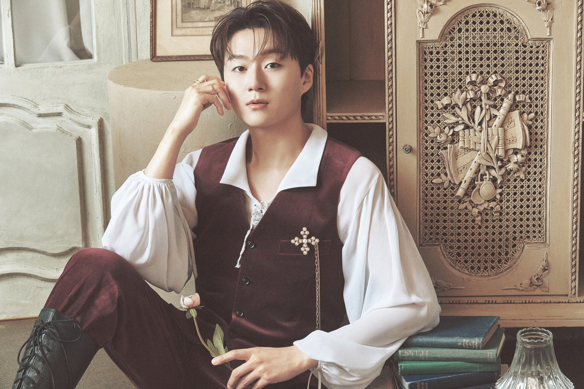 official_fore's tweet image. [ #FORESTELLA_NEWSONG ]

&amp;lt;THE LEGACY&amp;gt;
- Digital Single ‘Etude’
Mingyu PHOTO

🎧 Pre-Release on
2026.02.12 6PM (KST)

#포레스텔라 #조민규 #THELEGACY
#Etude #Forestella #ChoMingyu