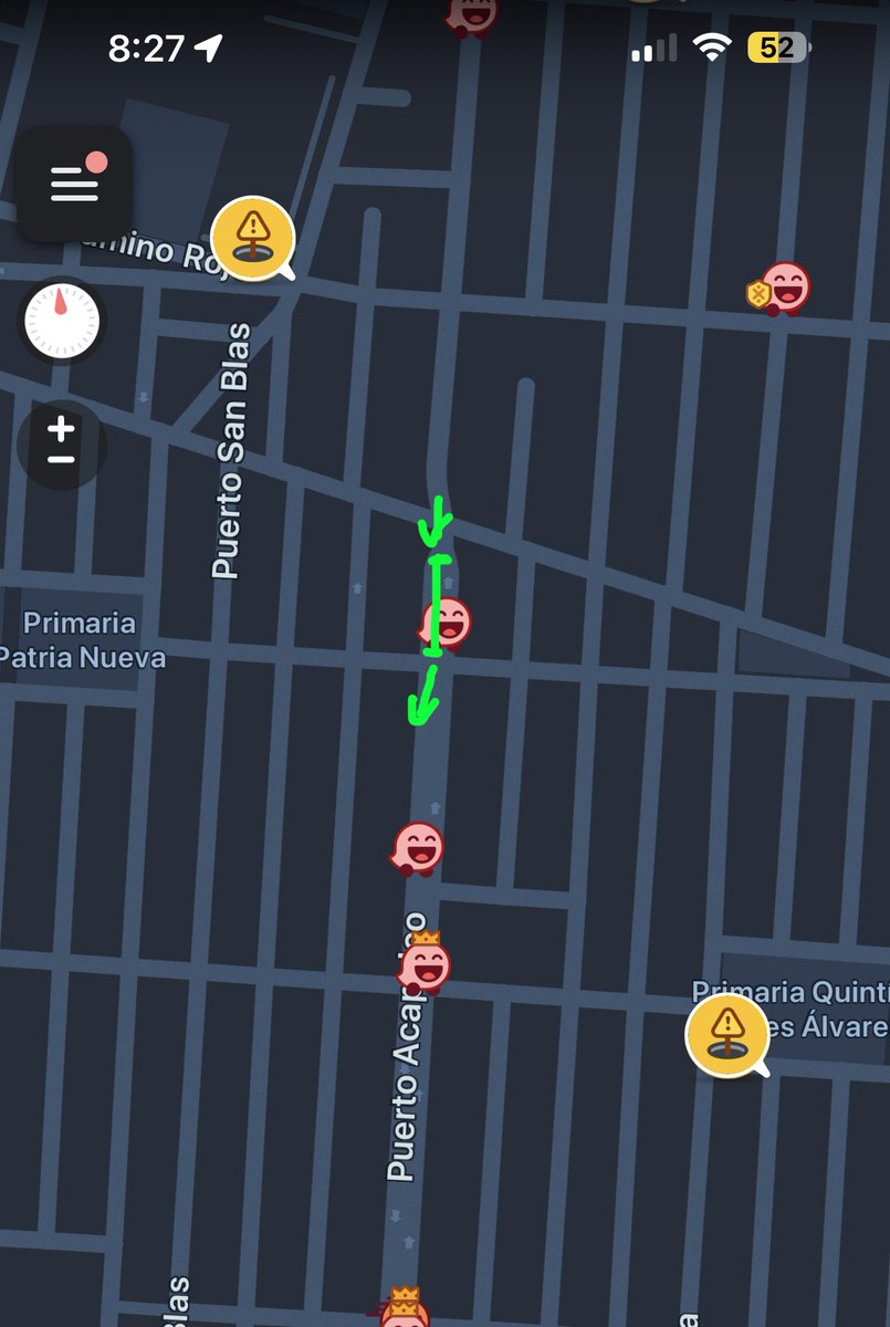 alfonsogodinez2's tweet photo. @UCS_GCDMX se solicita apoyo para liberara carriles obstruidos x autos asta en tercera fila arriba de la banqueta y realizándoles reparaciones en la vía pública calle puerto Acapulco #168 casas aleman entre calle de la liga y Pto salina Cruz alcaldía guastavo a Madero https://t.co/RVlZsfgWb8