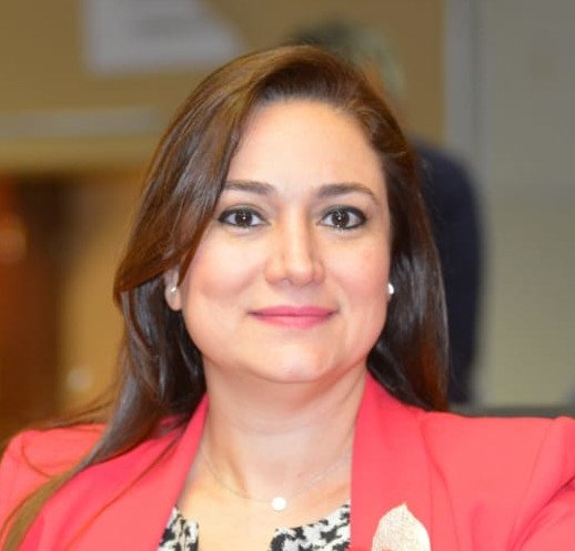 En Paraguay hace años que existe el "Therian" 
Cada que le ve a su lider, mueve la colita