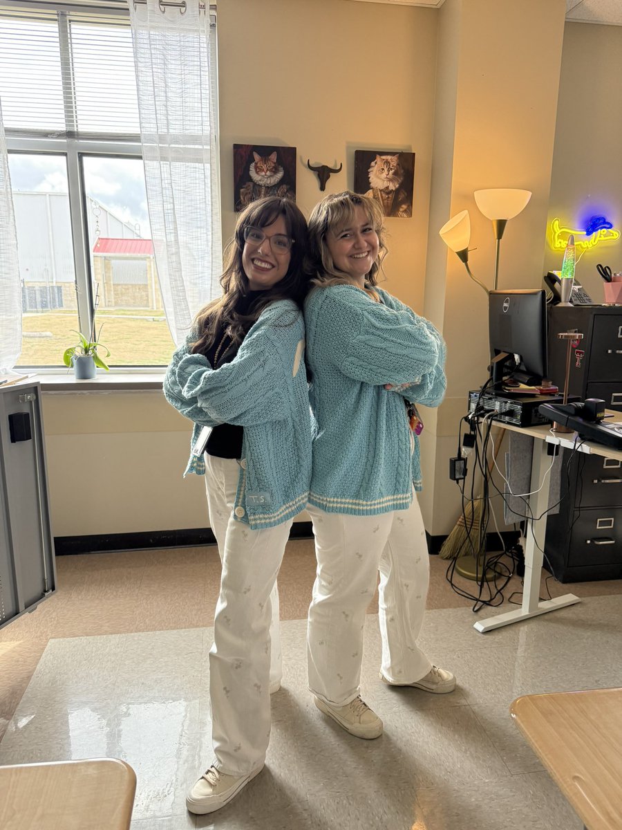 ReadingRamblings tweet media