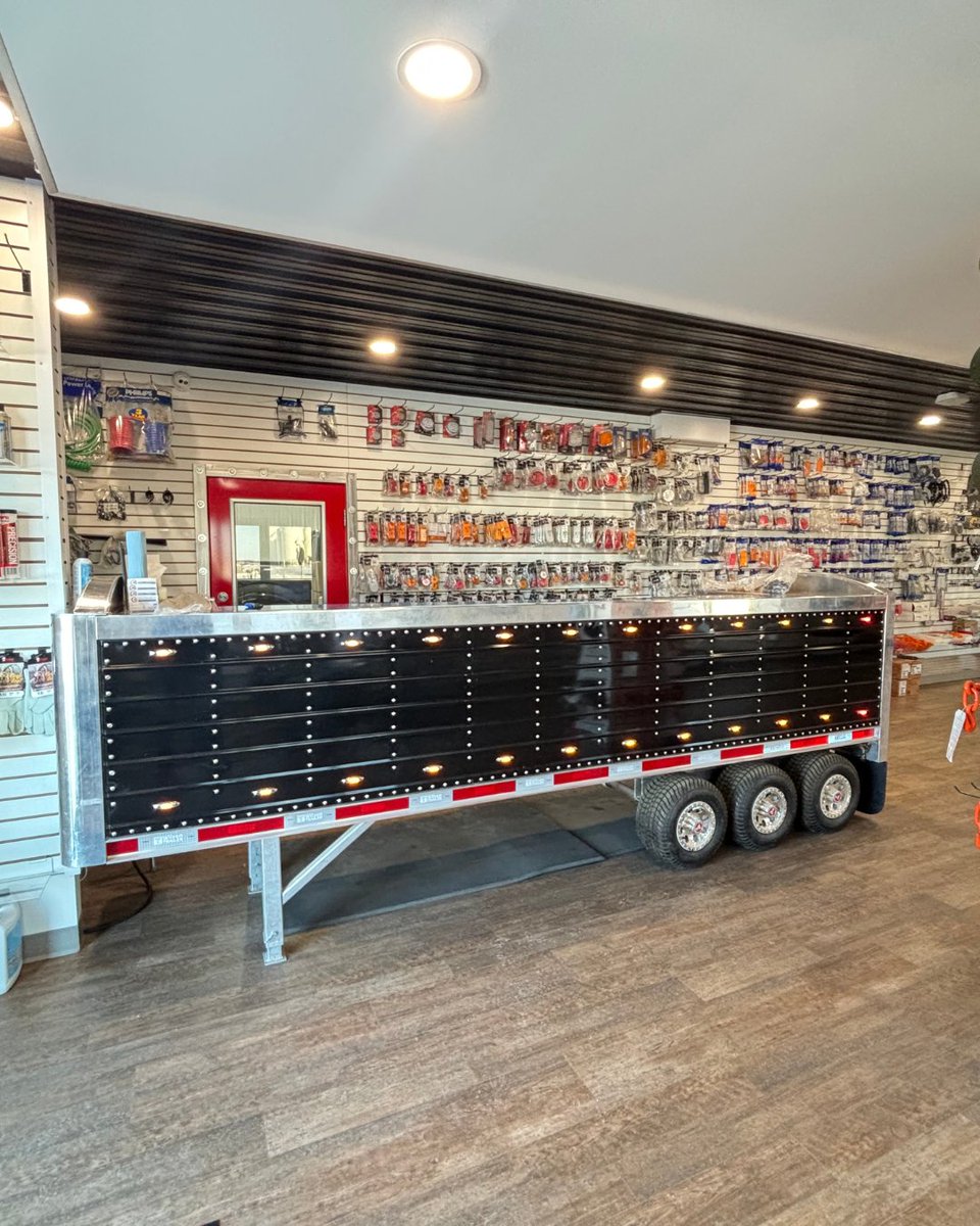 Golden West Trailer tweet media