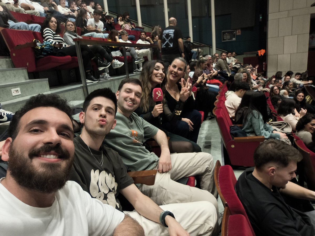 Murga Los Lingartos 🦎 tweet media