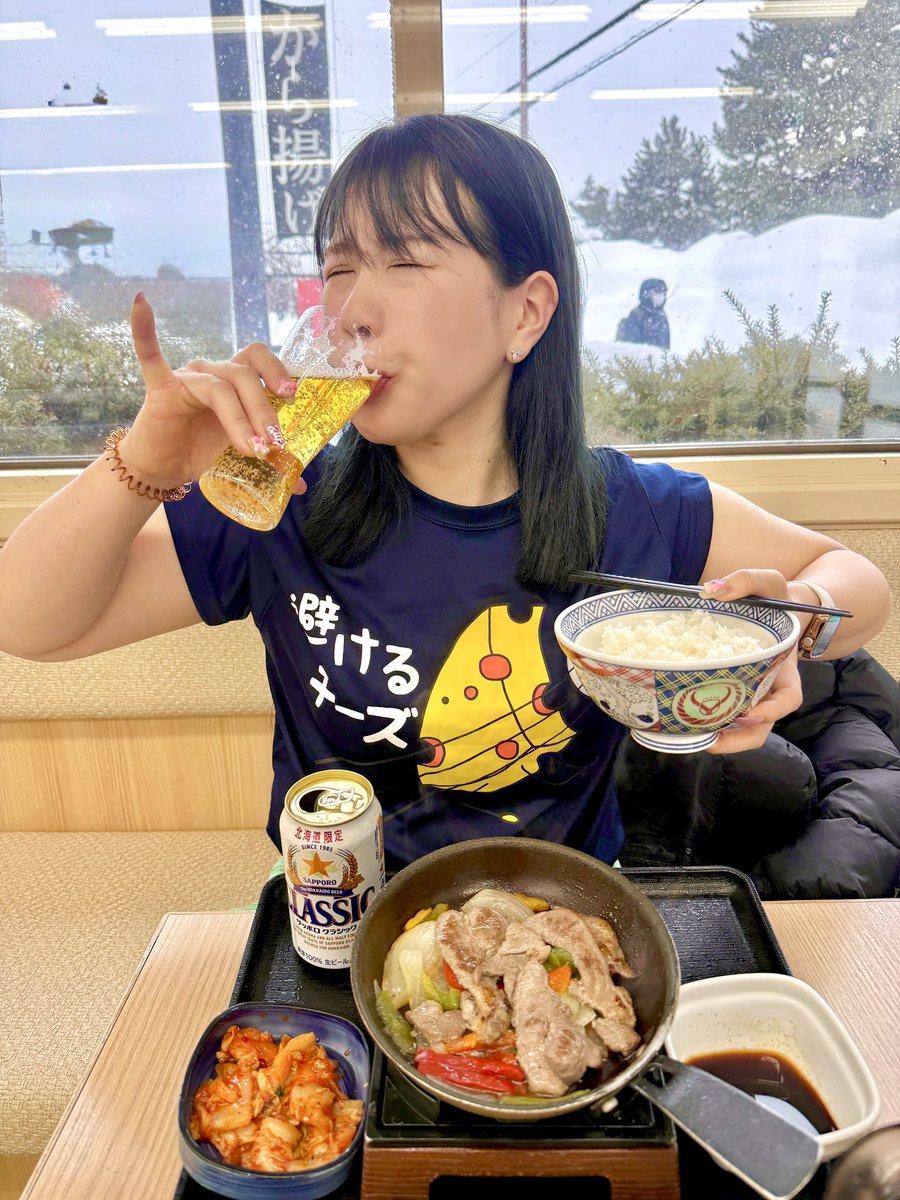 最近 選挙でバタバタしてたので
今日を"祝日"にしておきました🪄✨㊗️

朝から「ジンギスカン定食」で軽く一杯🐏