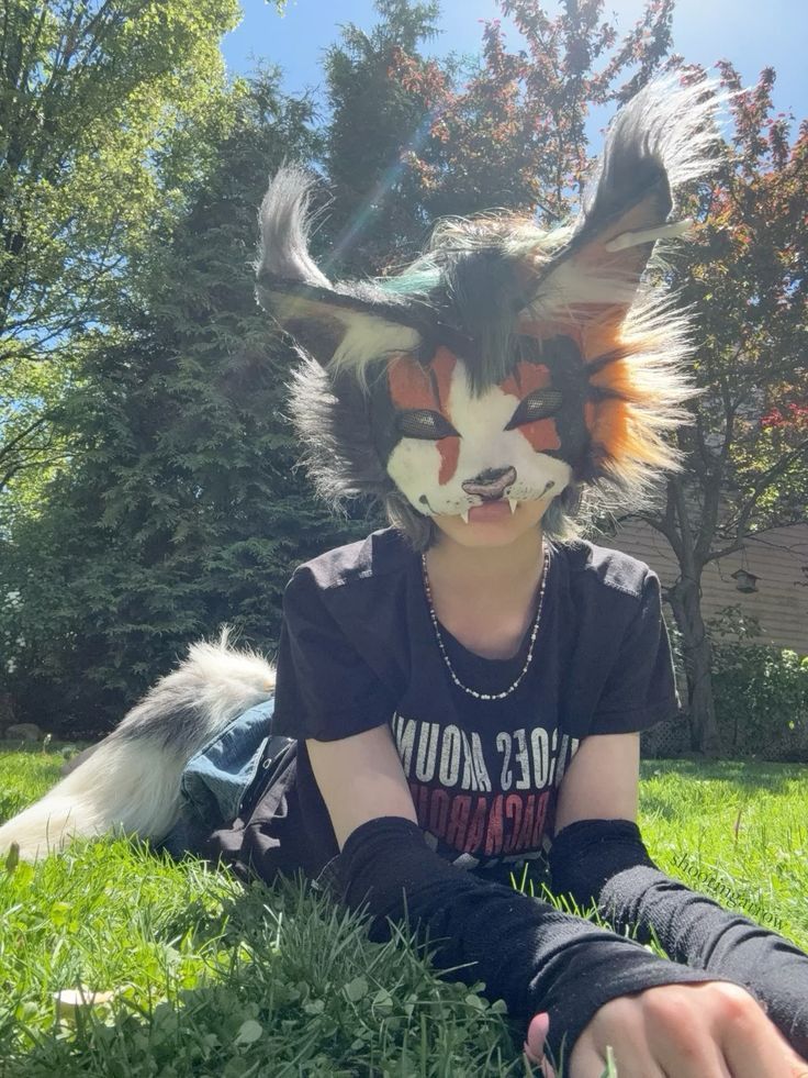 armylureal's tweet image. q opinan de los therians??