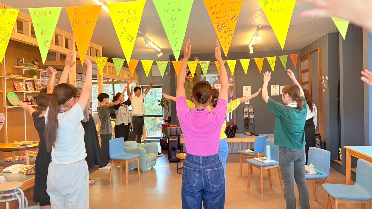 「5泊6日で3万円稼ぐ」の報告会 わたしの商店街クエストの最終報告会が2/21に予定されています。

このプロジェクトは、全国の大学生を対象に5泊6日の合宿からスタートし、約半年かけて3万円稼ぐことを目標に、いろんなプロジェクトがうごめいています。

・合唱部をつくって3万円稼ぐ