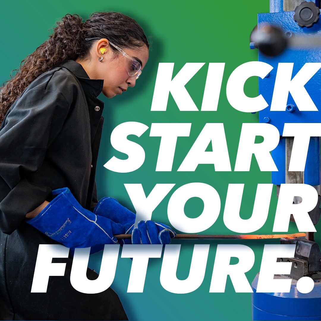 CalCommColleges's tweet image. Did you know #CaliforniaCommunityColleges offer 200+ Career Education programs designed to help you gain hands-on training from industry experts &amp;amp; even earn money through work-study opportunities? 

Your future starts here—don’t wait! icangotocollege.com/careers 

@icangotocollege