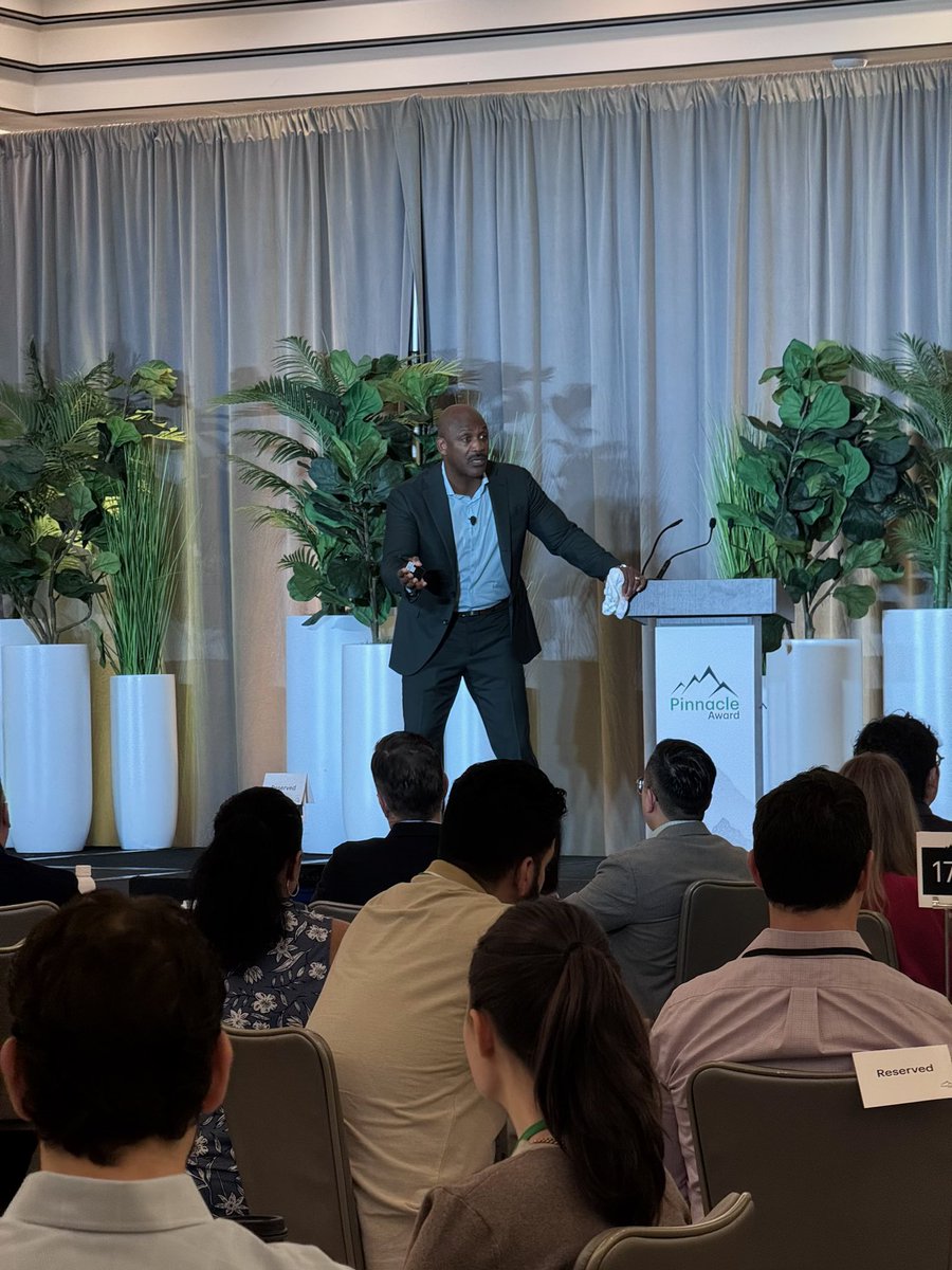 Eric Boles tweet media