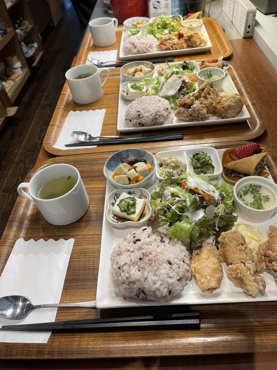 cafe806's tweet photo. ２月１１日祝日
今日は営業しています！
是非お越しくださいませ。
１２日は振替休業です
#徳島カフェ
#徳島ランチ https://t.co/3ymt20tT6g