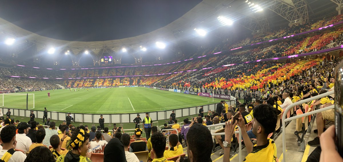 AURA +1,000,000,000,000