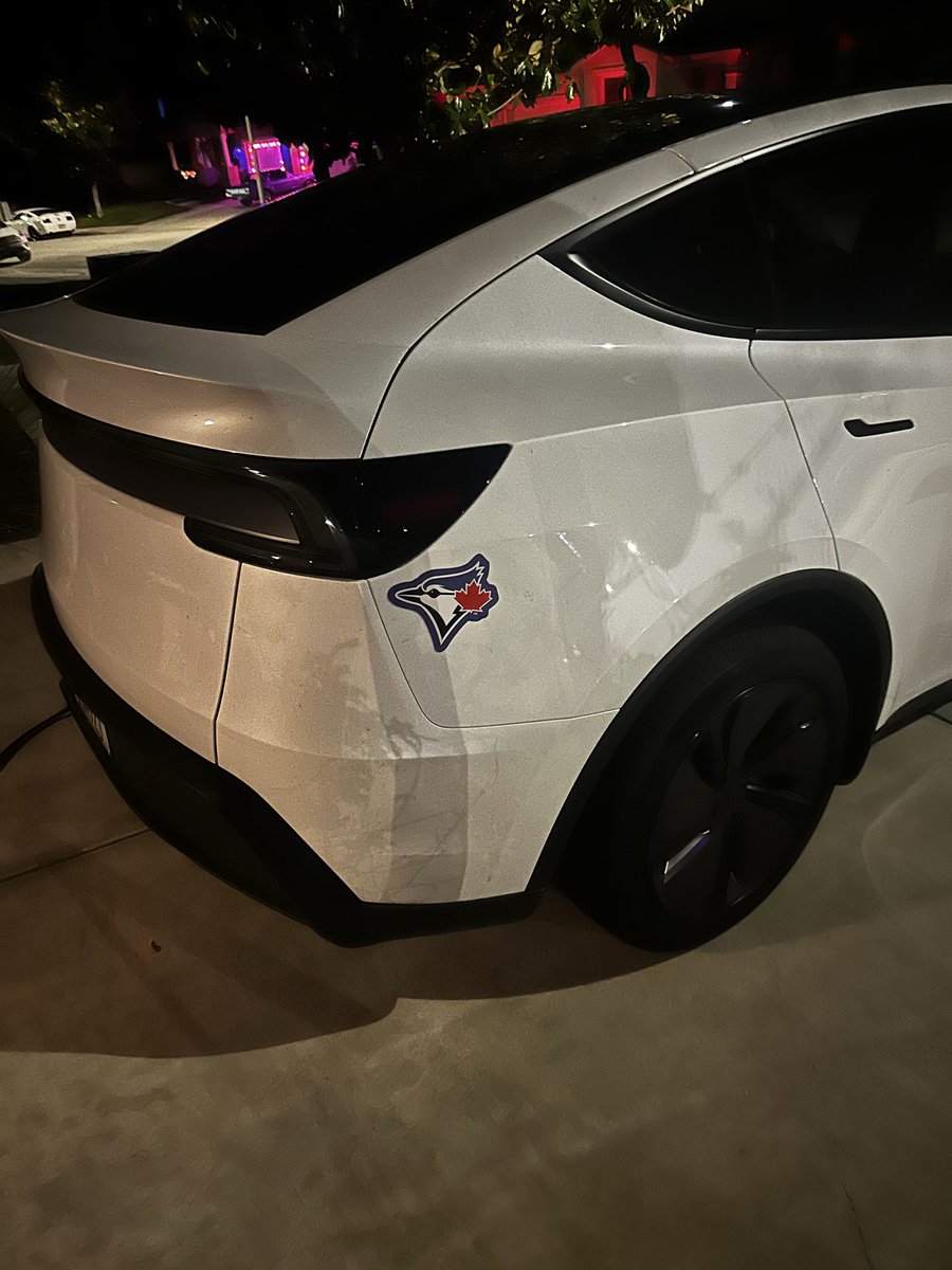 nkinsocal tweet media