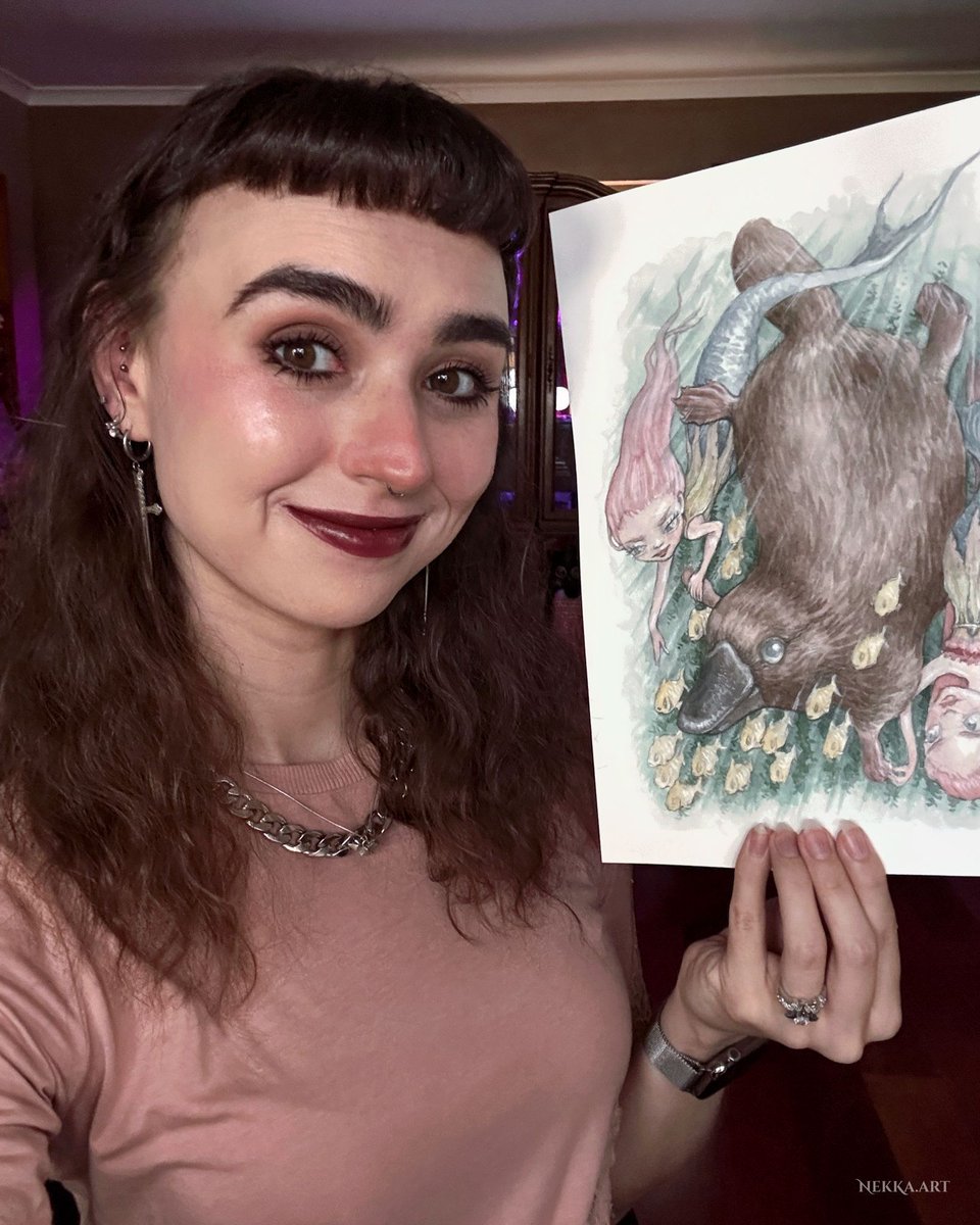 I’m creating art live from my studio! Come and join me! 🎨 — twitch.tv/missnekka 
#twitch #twitchartist #twitchart