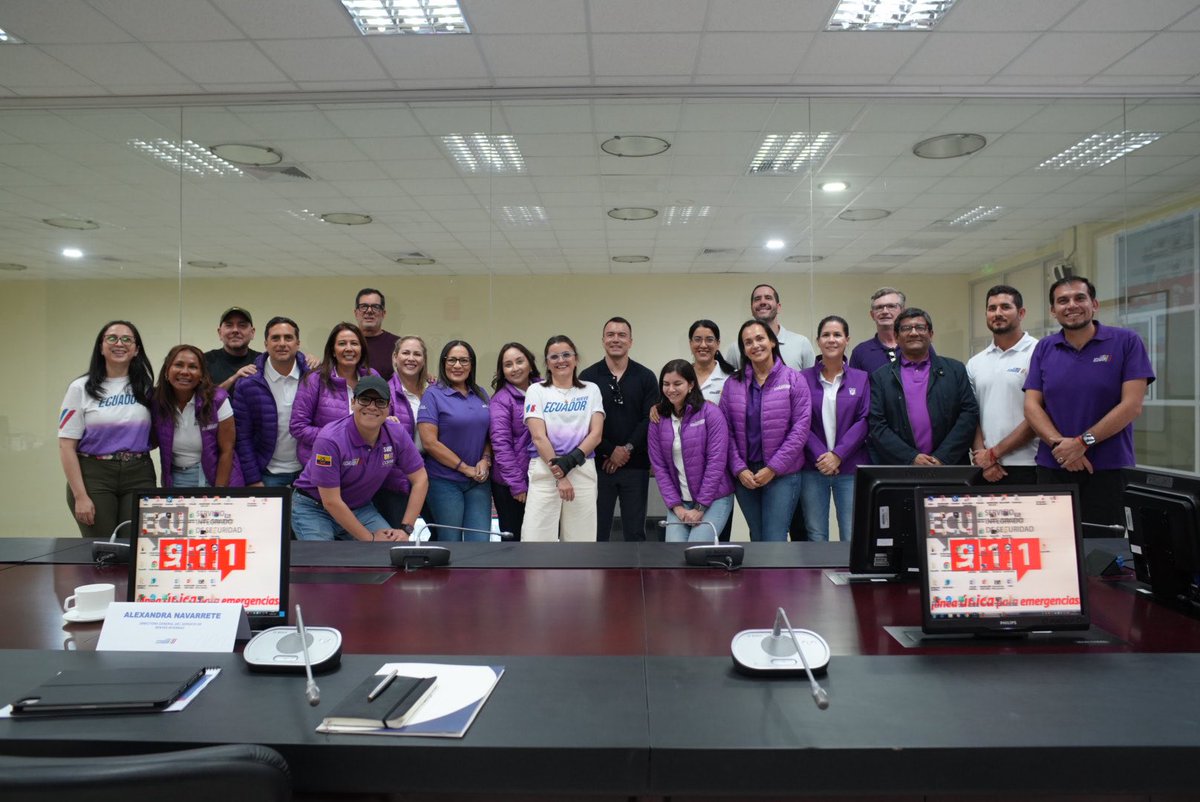 Hoy participé en el Gabinete en #Loja, liderado por el presidente <a href="/DanielNoboaOk/">Daniel Noboa Azin</a> 

Fue una jornada de trabajo intensa junto a todo el equipo ministerial, donde revisamos avances, ajustamos estrategias y trazamos nuevas acciones para que la gestión del Gobierno llegue con más