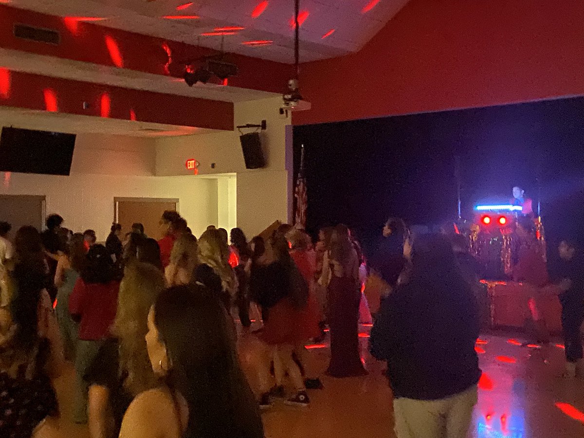 Canyon Middle School tweet media