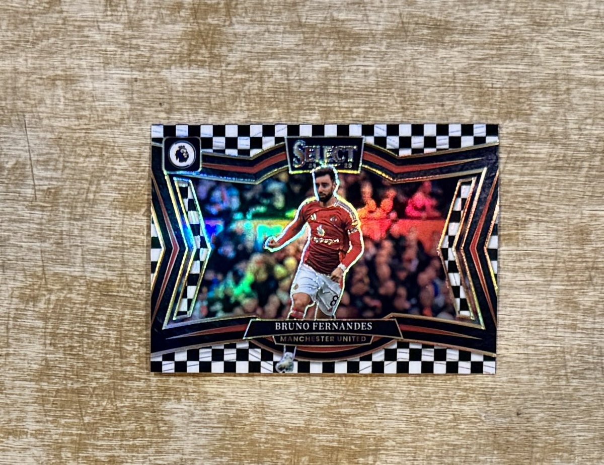 2024-25 Select Premier League Bruno Fernandes Field Level Zebra

$25

*See pinned tweet for shipping, etc
Stack min $10
#TSSS #GiuntaStack