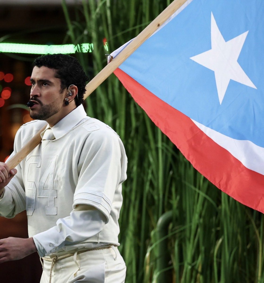 I bet that Donald Trump, Randy Fine and maga are all jealous of Bad Bunny’s extra large chorizo.🍆