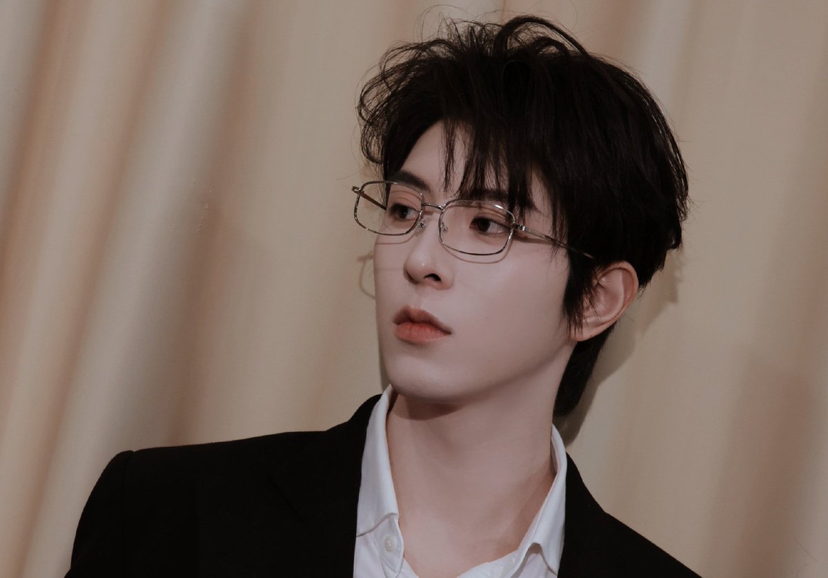 llhs_zx's tweet image. 안경싱추모닝 #XingQiu #XYQQJ