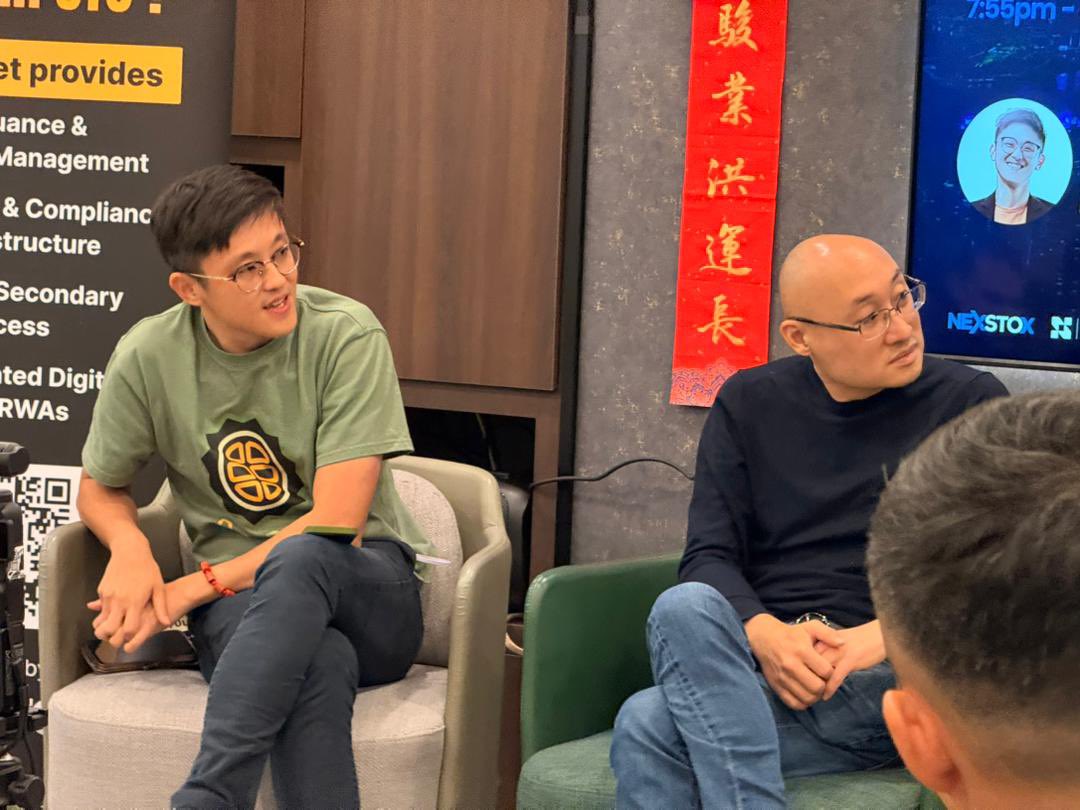 BobbyFir3 tweet media