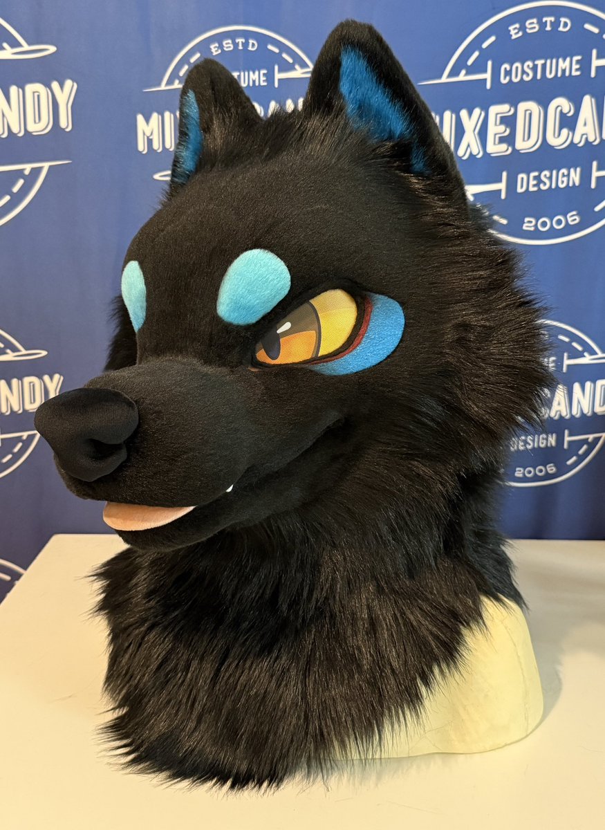 Val / LatinVixen tweet media