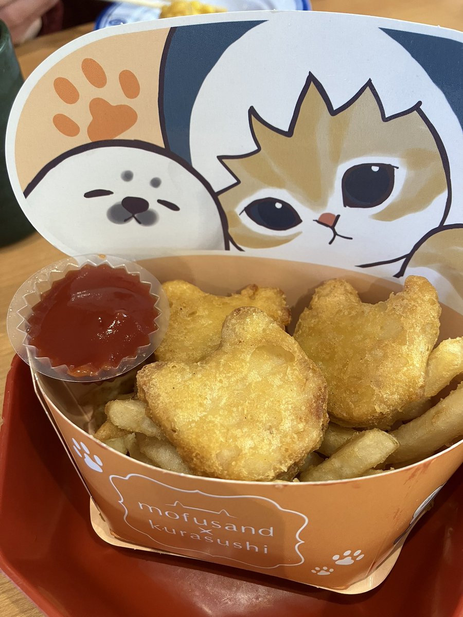 くら寿司 行ってきましたー！
ねこあまりすきじゃないのにモフサンドは大好き❤
#mofusandくら寿司コラボ